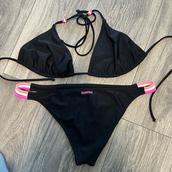 Sundex string bikini used. In mint condition. - Picture 1 of 2